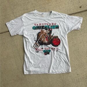 Rare Vintage Ravens 1994 Vancouver Grizzlies Maul The Ball Shirt XL NBA Vintage